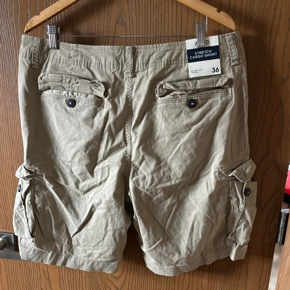 Men's Tan Khaki Cargo Shorts